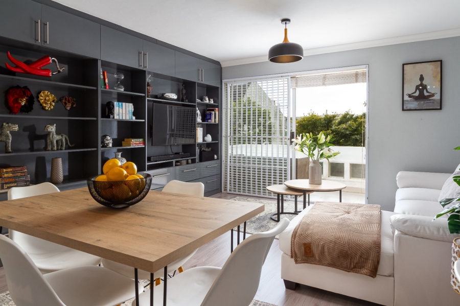 2 Bedroom Property for Sale in Green Point Western Cape